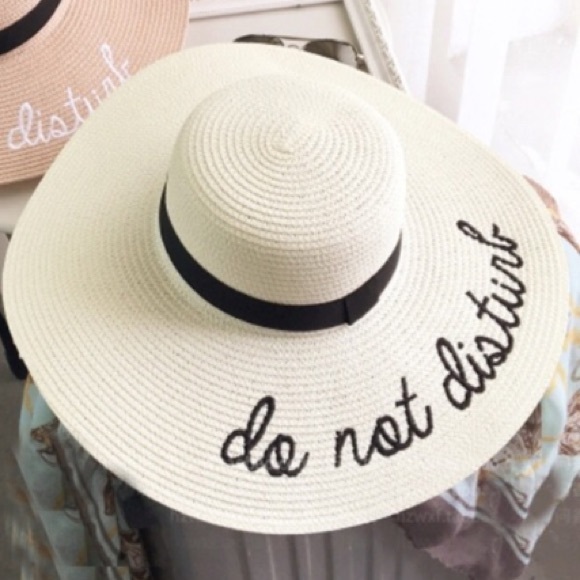 Do Not Disturb Floppy Beach Hat - Picture 3 of 8